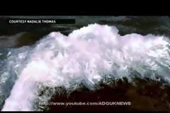 Εντυπωσιακό τσουνάμι πάγου βγαλμένο από ταινία τρόμου «καταπίνει» τα πάντα στο πέρασμά του [video]