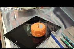 Robot που καθαρίζει την οθόνη των tablets και smartphones! [Video]
