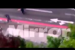 Νέο σοκαριστικό βίντεο από την αιματηρή επίθεση στο Λονδίνο
