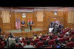 Κέρι: Πολιτική λύση ή ενίσχυση των ανταρτών στη Συρία