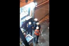 ΑΠΙΣΤΕΥΤΟ: Τούρκοι αστυνομικοί έκαναν πλιάτσικο σε ΑΤΜ! Δείτε το βίντεο...