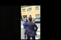 Επιτέθηκε και έσπασε τη κάμερα δημοσιογράφου ο πρόεδρος της Τζένοα