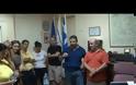 Mεγάλη συγκέντρωση έξω από το κτίριο της ΕΡΑ Αιγαίου [Video]