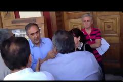 Πάτρα: Επίθεση του ΣΥΡΙΖΑ στον Πρόεδρο του ΕΚΠ κατά τη διάρκεια του συλλαλητηρίου για την ΕΡΤ