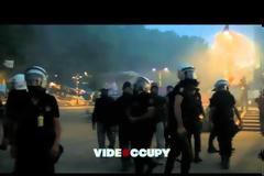 Πρωτοφανής βία στην Τουρκία – H αστυνομία βάζει χημικά στις αντλίες νερού και εισβάλει σε ξενοδοχεία, νοσοκομεία