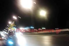 ΣΥΜΒΑΙΝΕΙ ΤΩΡΑ: Μεγάλη φωτιά καίει κοντά σε νυχτερινά κέντρα στη Θεσσαλονίκη [Video & Photo]