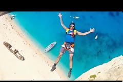 Base jump από το Ναυάγιο Ζακύνθου [Video]