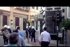 14 ΟΙ ΣΥΛΛΗΦΘΕΝΤΕΣ ΑΠΟ ΤΙΣ ΧΘΕΣΙΝΟΒΡΑΔΥΝΕΣ ΣΥΓΚΡΟΥΣΕΙΣ ΣΤΗΝ ΠΑΤΡΑ