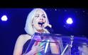 Η Lady Gaga τραγούδησε τον εθνικό ύμνο των ΗΠΑ