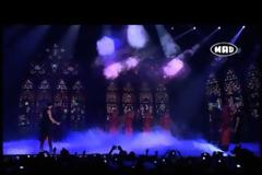 Αυτή ήταν η πιο ανατρεπτική συνεργασία των MAD VMA 2013 !!!