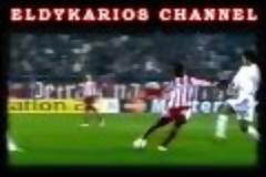 ΣΑΝ ΣΗΜΕΡΑ... ΤΕΣΣΕΡΙΣ ΕΡΥΘΡΟΛΕΥΚΕΣ ΒΟΜΒΕΣ! *VIDEOS*