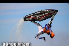 Freestyle Jet Ski: Παλεύοντας με τα κύματα [Video]