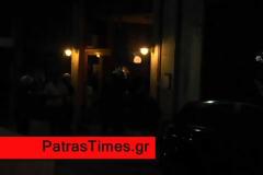 Πάτρα: Αντιεξουσιαστές επιτέθηκαν σε αυτοκίνητο με Χρυσαυγίτες - Τρεις τραυματίες - Ενας 60χρονος στην εντατική