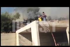 Στάχτη και καμμένα σπίτια αφήνει πίσω της η πυρκαγιά στο Μαρκόπουλο - Τη νύχτα το μεγάλο στοίχημα της Πυροσβεστικής - Δείτε video