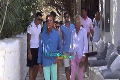 Στη Μύκονο ο Valentino με την Olivia Palermo