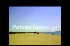 Πάτρα: Για μπάνιο με καμήλες στην παραλία της Kαλογριάς [video]