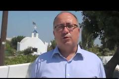 O Δήμαρχος Σαντορίνης απειλεί με μηνύσεις λόγω της κατάστασης που επικρατεί εδώ και τρεις ημέρες στο νησί
