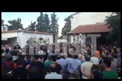ΘΡΗΝΟΣ ΣΤΗΝ ΚΗΔΕΙΑ ΤΟΥ ΑΤΥΧΟΥ 19ΧΡΟΝΟΥ (VIDEO)