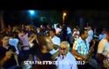 H Ραχήλ Μακρή ντυμένη... πεταλούδα έγινε ένα με τους συγχωριανούς της στο πανηγύρι του χωριού της και το έριξε στο τσιφτετέλι