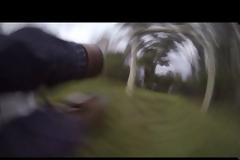 VIDEO: Φωτογράφος παραλίγο να σακατέψει γαμπρό!