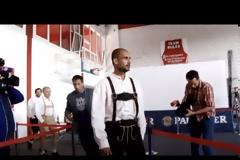 VIDEO - Δείτε τον Γκουαρντιόλα με παραδοσιακή βαυαρική στολή να πίνει μπύρα