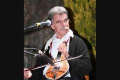 Αθάνατη Κρήτη: Πολλές φορές φεγάρι μου, δεν σε καταλαβαίνω...