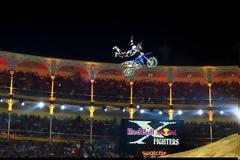 Ο Tom Pagès πρωταθλητής Freestyle MX