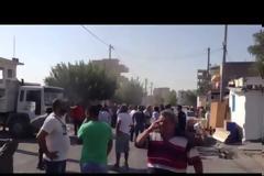 Με ηρεμία και ισχυρή αστυνομική δύναμη η κατεδάφιση του καταυλισμού στις Αχαρνές