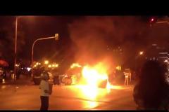 Θεσσαλονίκη: 15χρονα καίνε κάδους στην Εγνατία (VIDEΟ)