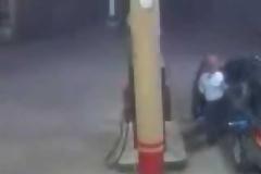 Πώς κινδυνεύετε από φωτιά κατά τον ανεφοδιασμό του αυτοκίνητου σας; Όλα όσα πρέπει να γνωρίζετε