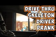 Φάρσα: Σκελετός δίνει παραγγελία σε Drive thru [Video]