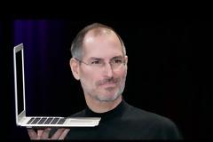Δύο χρόνια χωρίς τον Steve Jobs (VIDEO)