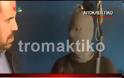 Μέχρι και...σούπερ ουζι μπορεί να βρει κάποιος στο παζάρι όπλων [video]