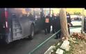 ΤΩΡΑ: Στο δικαστικό μέγαρο Παπαγεωγόπουλους-Λεμούσιας - Βασίλη σ' αγαπάμε φώναξαν συγκεντρωμένοι συγγενείς και φίλοι [video]
