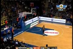ΒΙΝΤΕΟ - Αγκαλιά Ιβκοβιτς, Παπανικολάου στην Πόλη