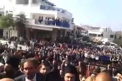 Πλήθος κόσμου υποδέχθηκε τον Πατριάρχη Βαρθολομαίο στη Ν. Μηχανιώνα Θεσσαλονίκης [video]