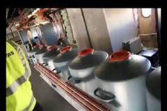 Μας ψεκάζουν σαν τα σκουλίκια αδέρφια...Πάρτε το χαμπάρι - [Συγκλονιστικά βίντεο]