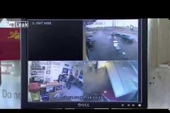 Φορτηγάκι πέφτει μέσα σε μαγαζί [video]
