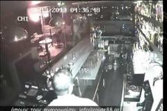 Η αστεία διάρρηξη σε μπαρ στη Θεσσαλονίκη που έγινε viral [video]