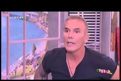 Ρόκκος για Λιάγκα: «Ήταν πρόστυχο! Χρησιμοποίησε το όπλο της τηλεόρασης για να μου κάνει «κακό»» video  Πηγή: Ρόκκος για Λιάγκα: «Ήταν πρόστυχο! Χρησιμοποίησε το όπλο της τηλεόρασης για να μου κάνει «κακό»» video ~ Τρελοί | Νέα και παράξενα!