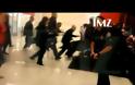 Η στιγμή των πυροβολισμών στο αεροδρόμιο του Λ.Α. [Video]