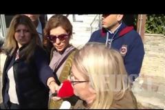 Απίστευτη καταγγελία της Χρυσής Αυγής: Καθημερινά υπήρχε αυτοκίνητο της ασφάλειας έξω απο τα συγκεκριμένα γραφεία - Εχθές δεν εμφανίστηκε ποτέ!  [VIDEOS]