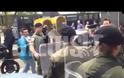 Έφυγαν από την πίσω πόρτα! Αποδοκίμασαν την τρόικα συγκεντρωμένοι στο υπουργείο Οικονομικών
