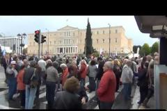 Δείτε ΒΙΝΤΕΟ από τις σημερινές πορείες στην Αθήνα