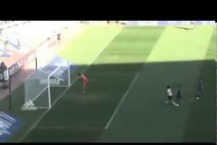 Γκάφα ολκής από τερματοφύλακα! [Video]