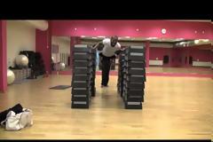 Ιπτάμενο push-up σε ύψος 1,36μ [Video]