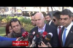 Δες τώρα τον ΓΑΠ να φυτεύει...και σε βίντεο!
