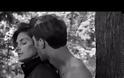 H 47χρονη Cindy Crawford φωτογραφίζεται topless