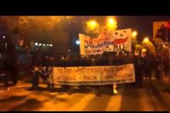 Ξεκίνησε η πορεία από την Πολυτεχνική Σχολή του ΑΠΘ- Χιλιάδες άνθρωποι κάθε ηλικίας τιμούν την επέτειο [Video]