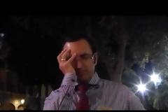Ο άνθρωπος που μιλάει με... ηχώ [Video]